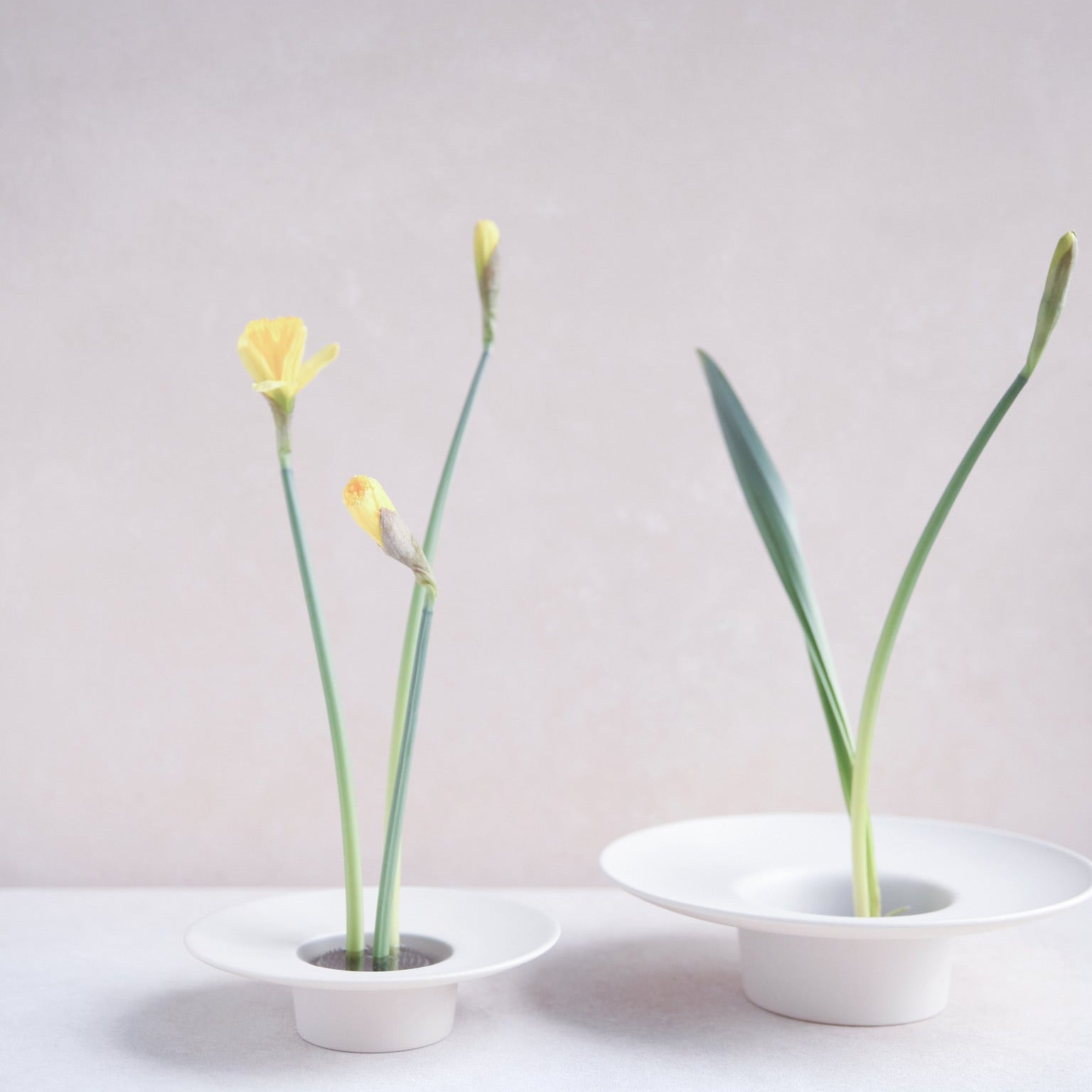 Ceramic Ikebana Vase Small White
