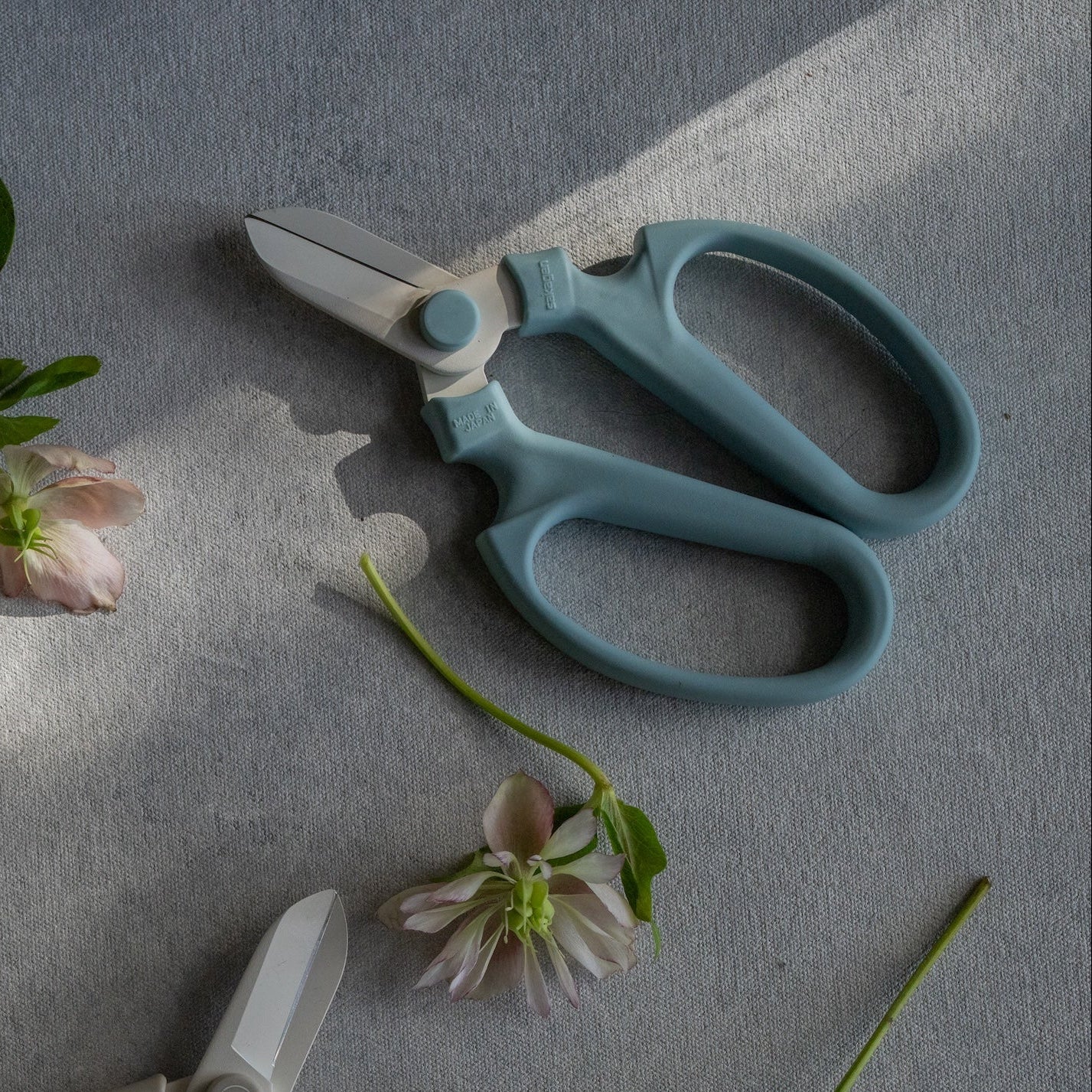 Japanese Floral Clippers_Heron 