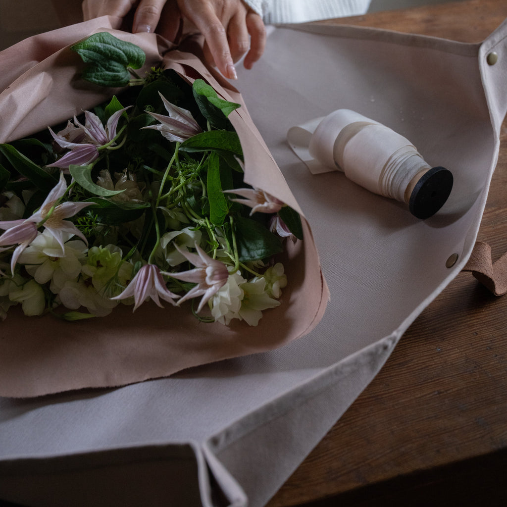 Workshop Mat_Potting Mat_Greige Flowers